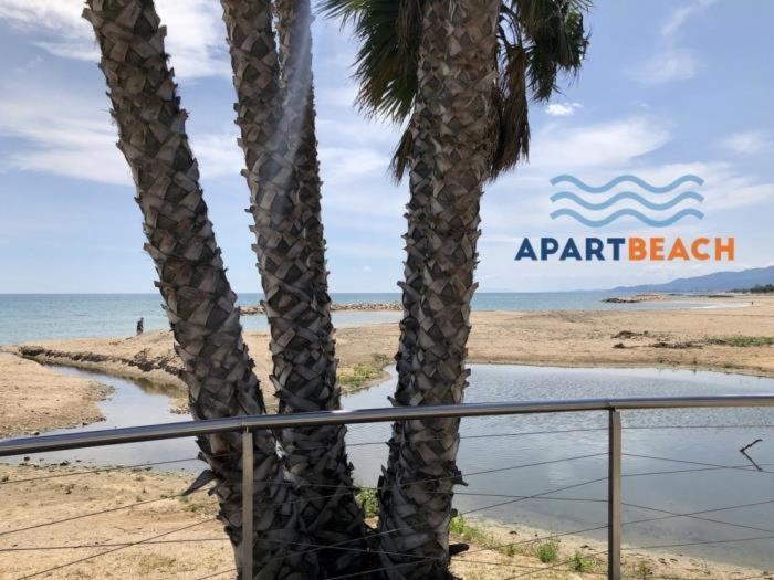 Апартаменты Apartbeach Marina Playa Climatizado Y Vistas Playa Камбрильс Экстерьер фото